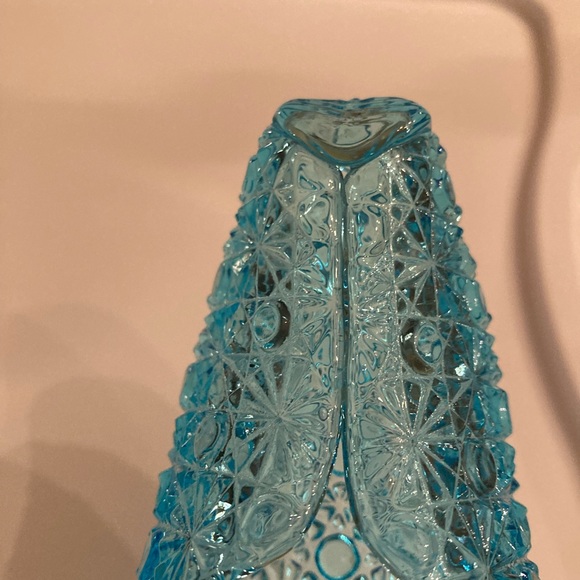 EAPG - Antique Bryce Brothers Daisy & Button Blue Glass Shoe - Picture 5 of 16